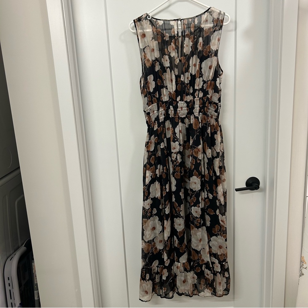 Abercrombie & Fitch Floral Midi Dress - Black and White - Picture 3 of 4